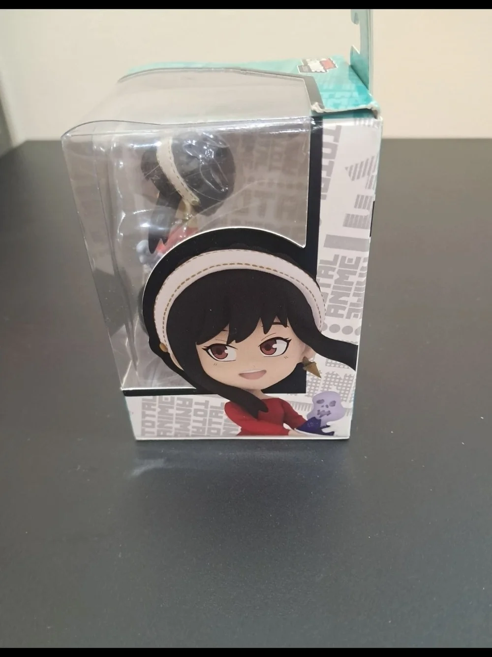 Jazwares SPY x FAMILY Yor Forger Total Anime Boxed Figurine KAZ0083